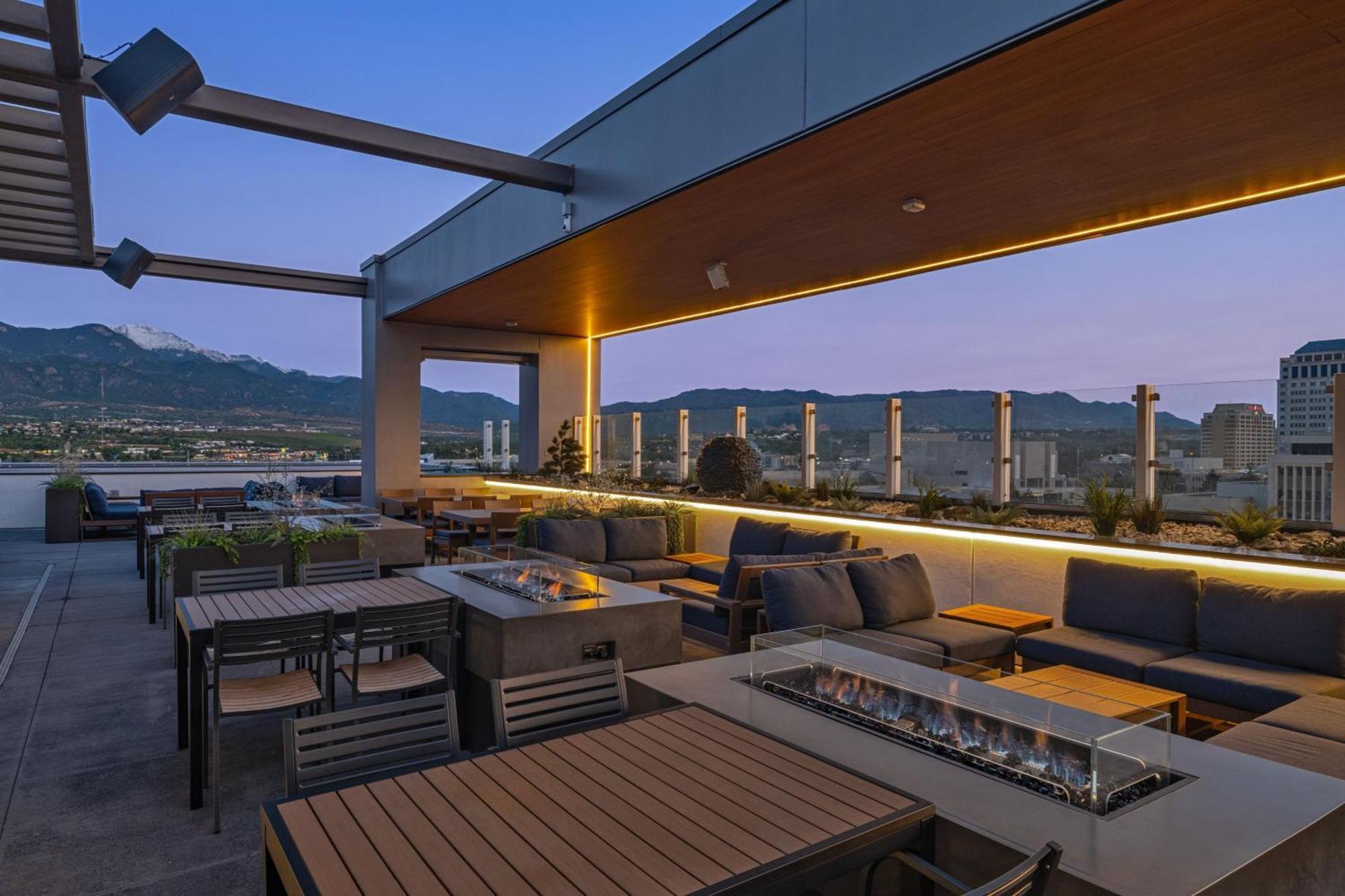Hotel Element Colorado Springs Downtown Exterior foto